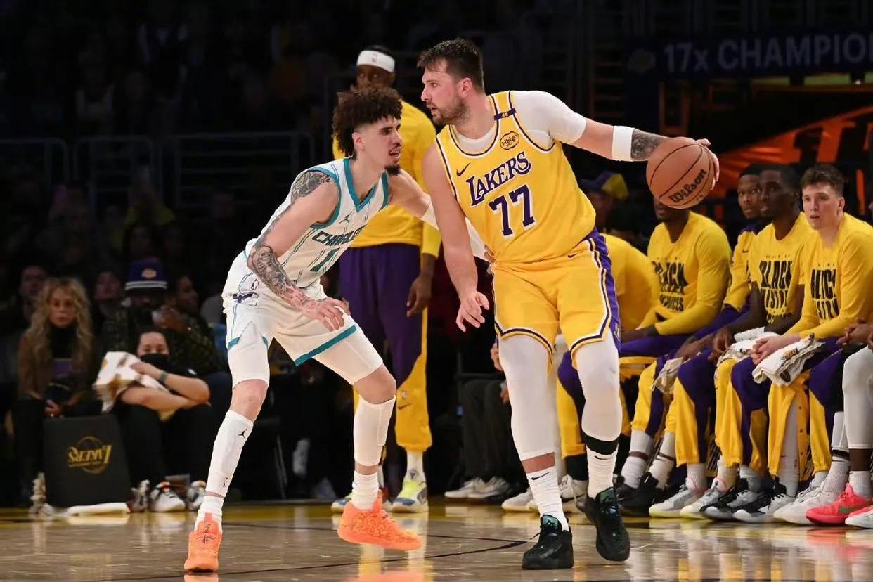 九游游戏-东契奇连续五场比赛得分超过锐不可当，切尔西不断突破！赢得满堂喝彩-九游游戏