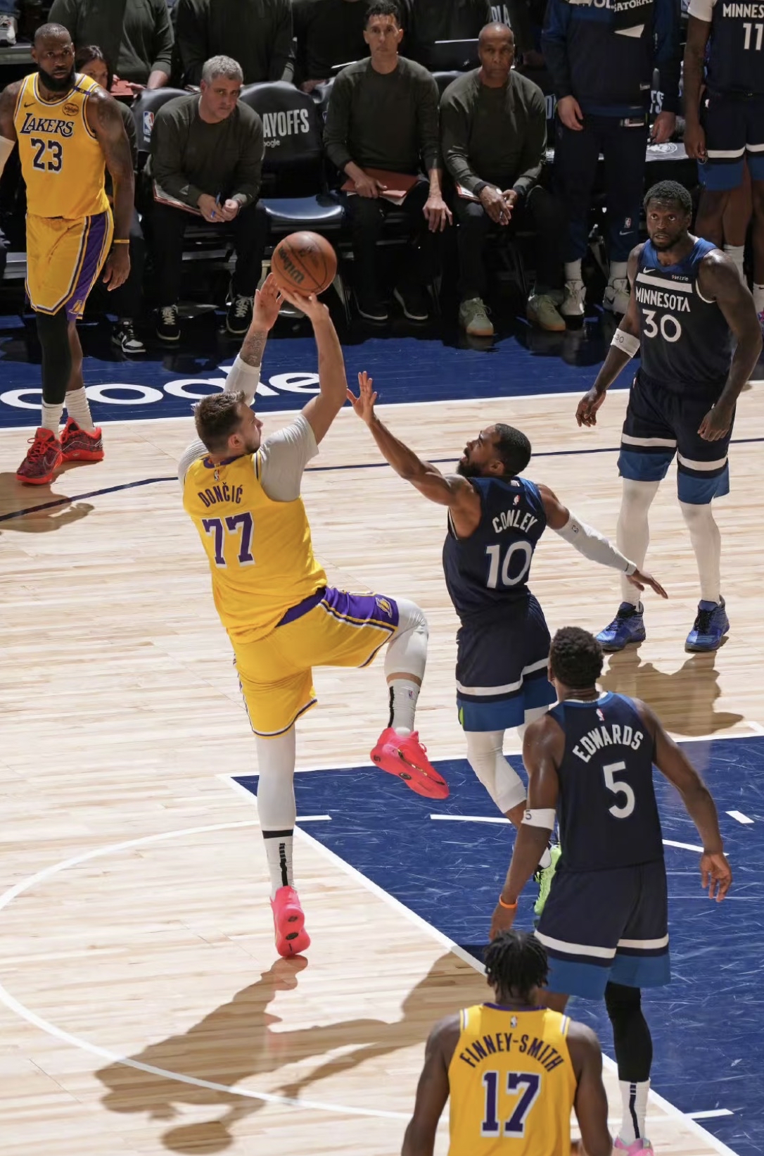 九游app-湖人队季后赛出局，主帅宣布引咎辞职，任何.-九游app