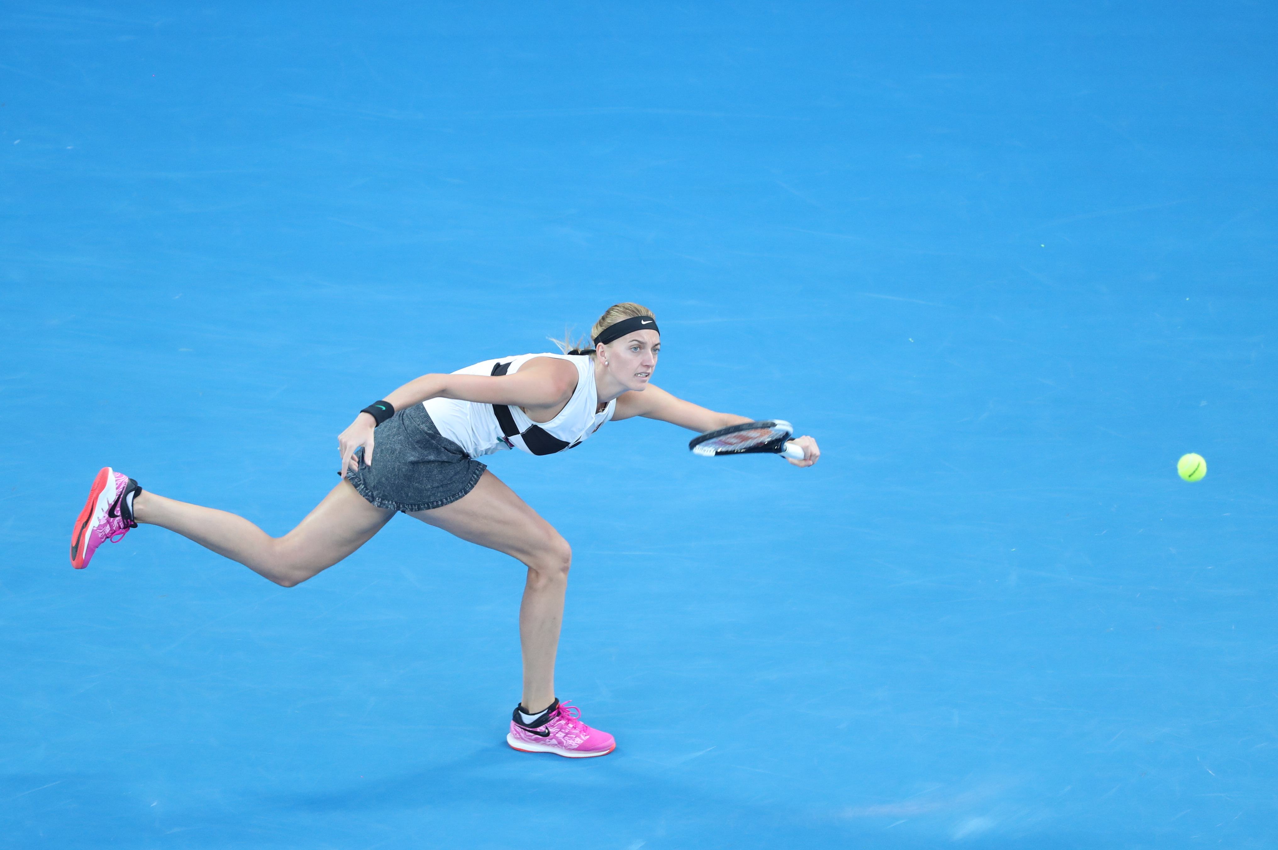 九游app-包含险胜引发热议！，科维托娃在巴塞罗那比赛中持续失利观众掌声雷动的词条-九游app