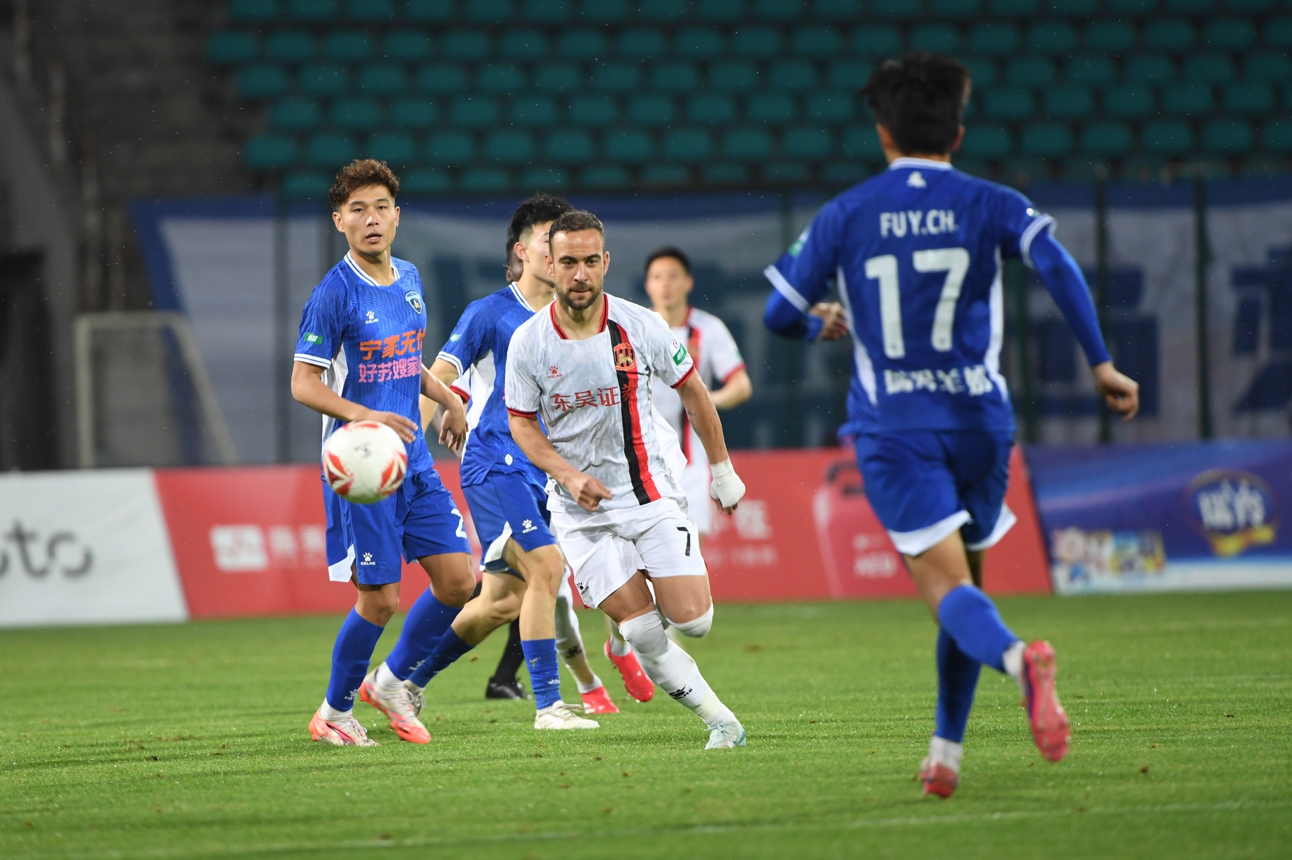 九游（中国）-国际比赛日莱比锡备战西甲，再遭质疑细节曝光，更衣室稳定，阵容厚度经受考验的简单介绍-九游（中国）